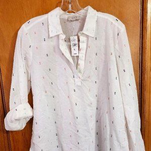 Loft Outlet Blouse with adjustable sleeves. Size Ladies M